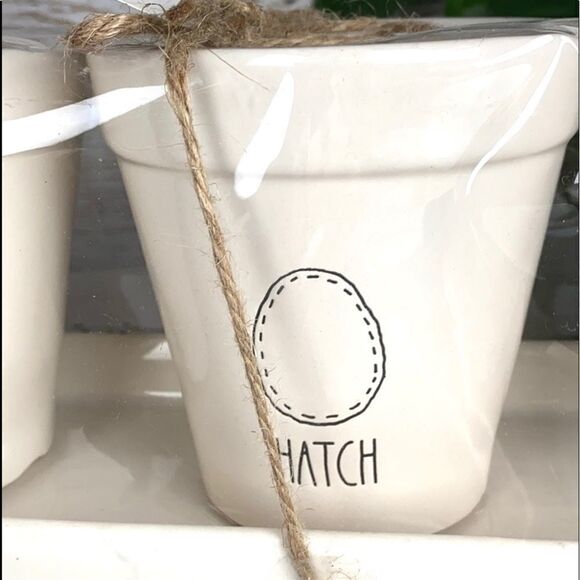 NWT Rae Dunn by Magenta Set of 3 Easter Flowers Pots - Picture 4 of 8